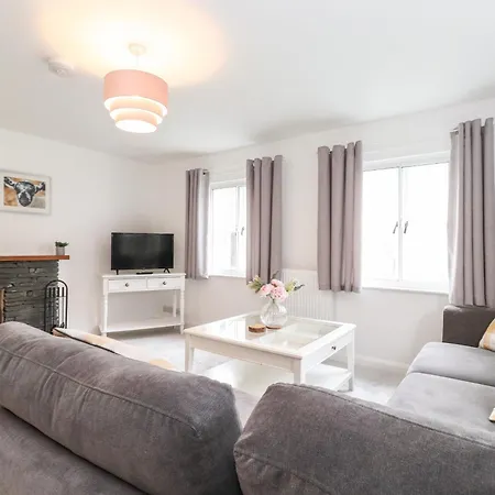 One Side House Farm *